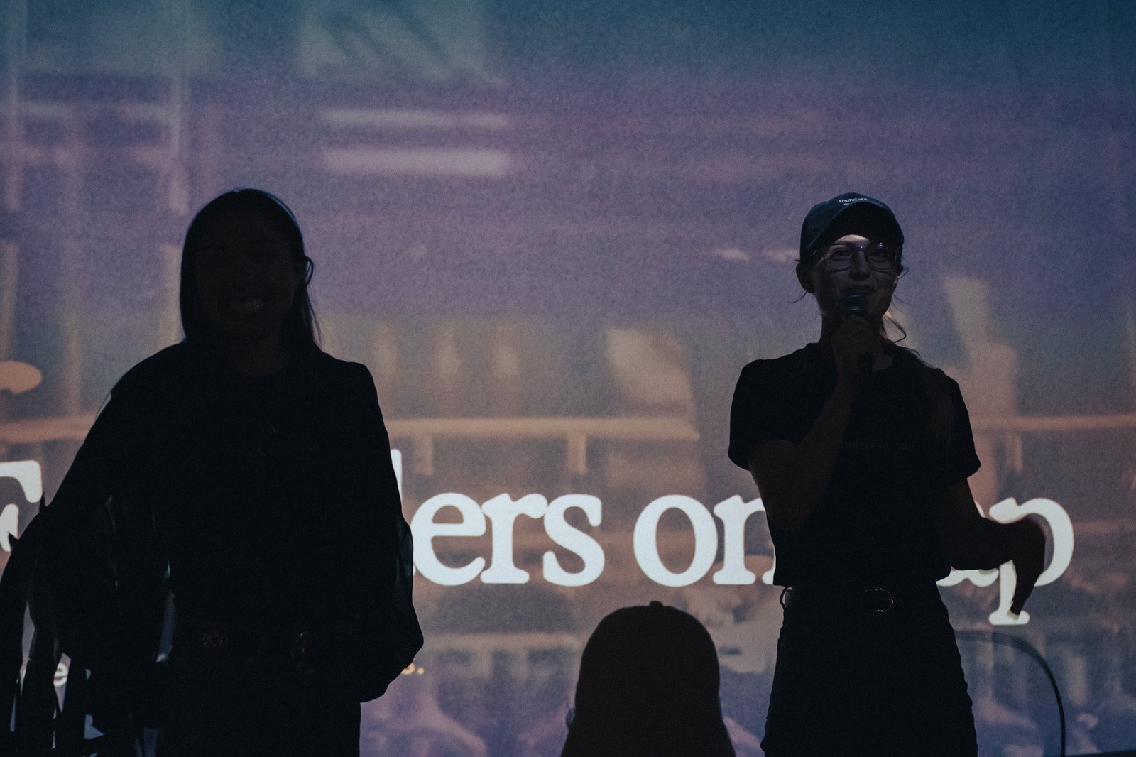 the hosts against the founders on tap screen